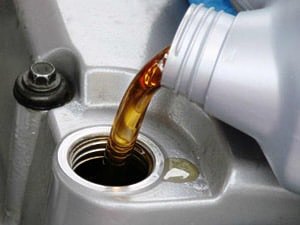 Как правильно выбрать моторное масло для авто